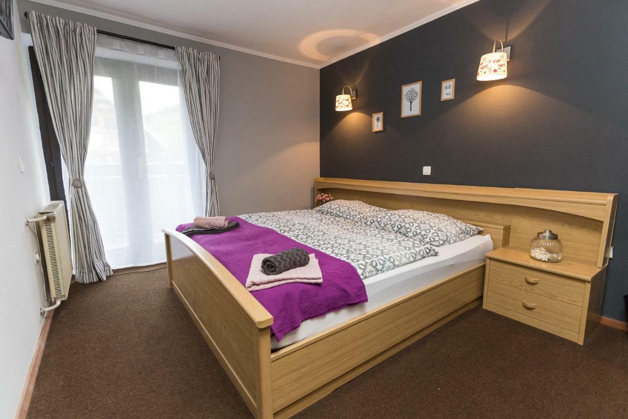 Rooms Malina Blejska Dobrava Extérieur photo
